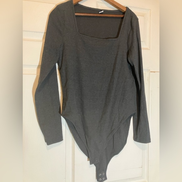 Old Navy Tops - NWOT Old Navy gray bodysuit, square neck, ribbed material, size XL